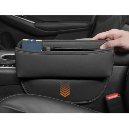 Juodas automobilio sėdynės tarpo organizeris iš PU odos